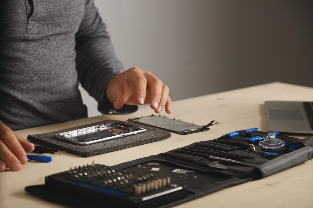 Jak znaleźć renomowany serwis naprawy&nbsp;iPhone’a